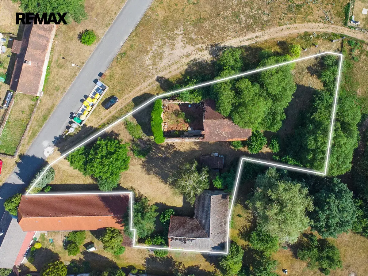 Prodej pozemku 2388 m², Svéradice · okres Klatovy