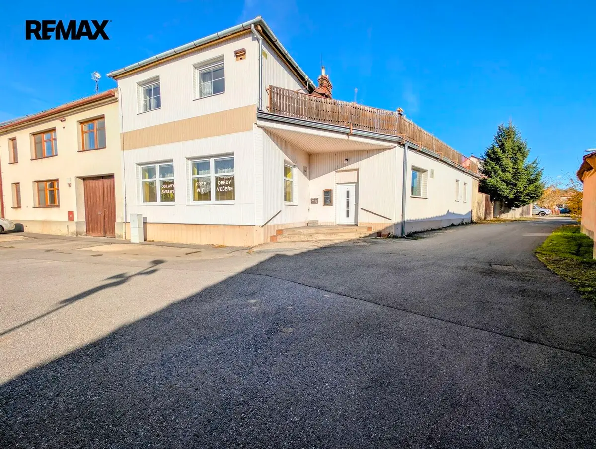 Prodej komerčního prostoru 403 m², Březník · okres Třebíč