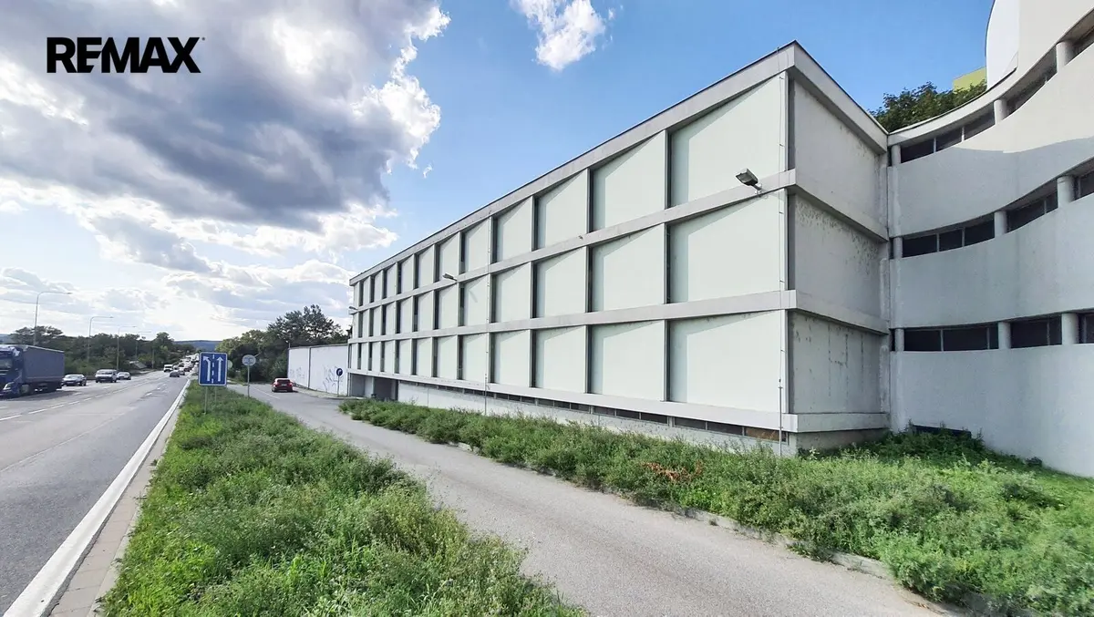Pronájem garáže 18 m², Jihlavská · Nový Lískovec · Brno