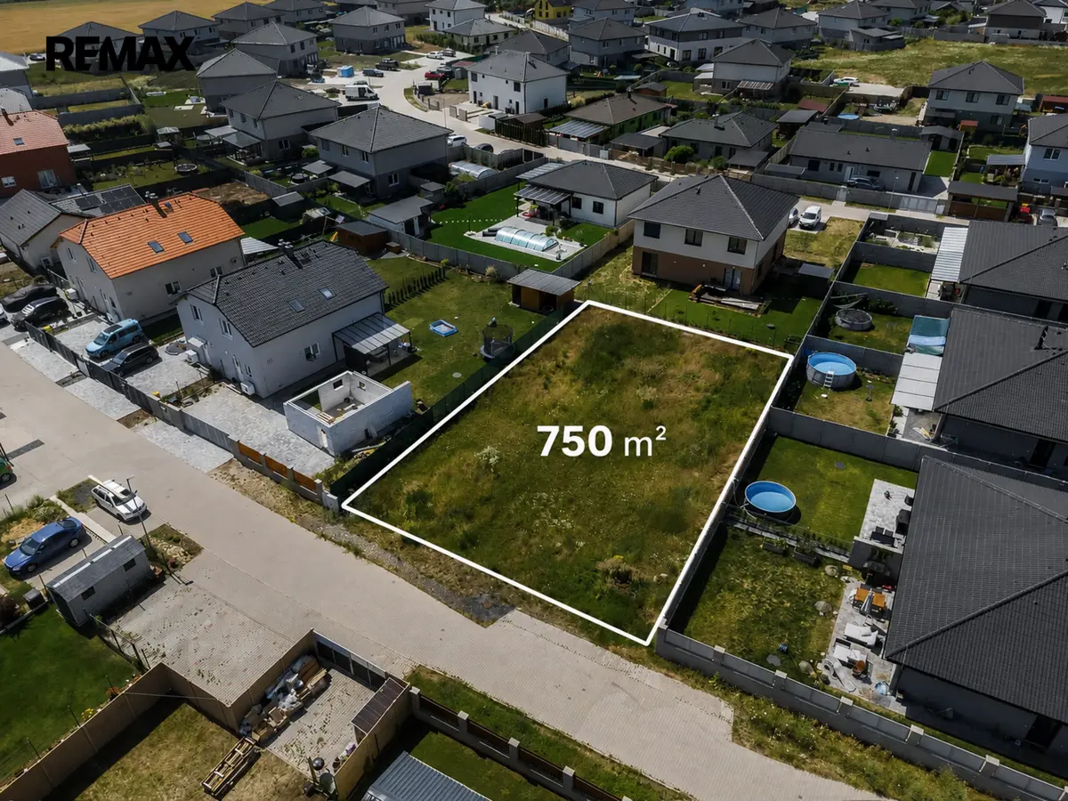 Prodej pozemku 750 m², Polerady – část obce Polerady u Prahy