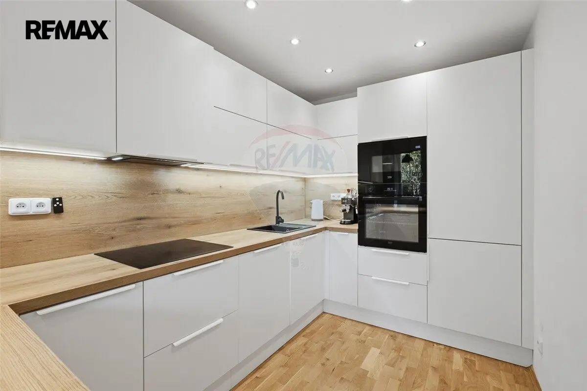 Prodej bytu 3+kk 68 m², Údolní · Braník
