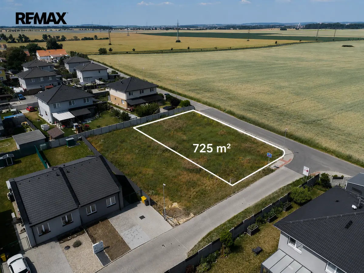 Prodej pozemku 725 m², Polerady – část obce Polerady u Prahy
