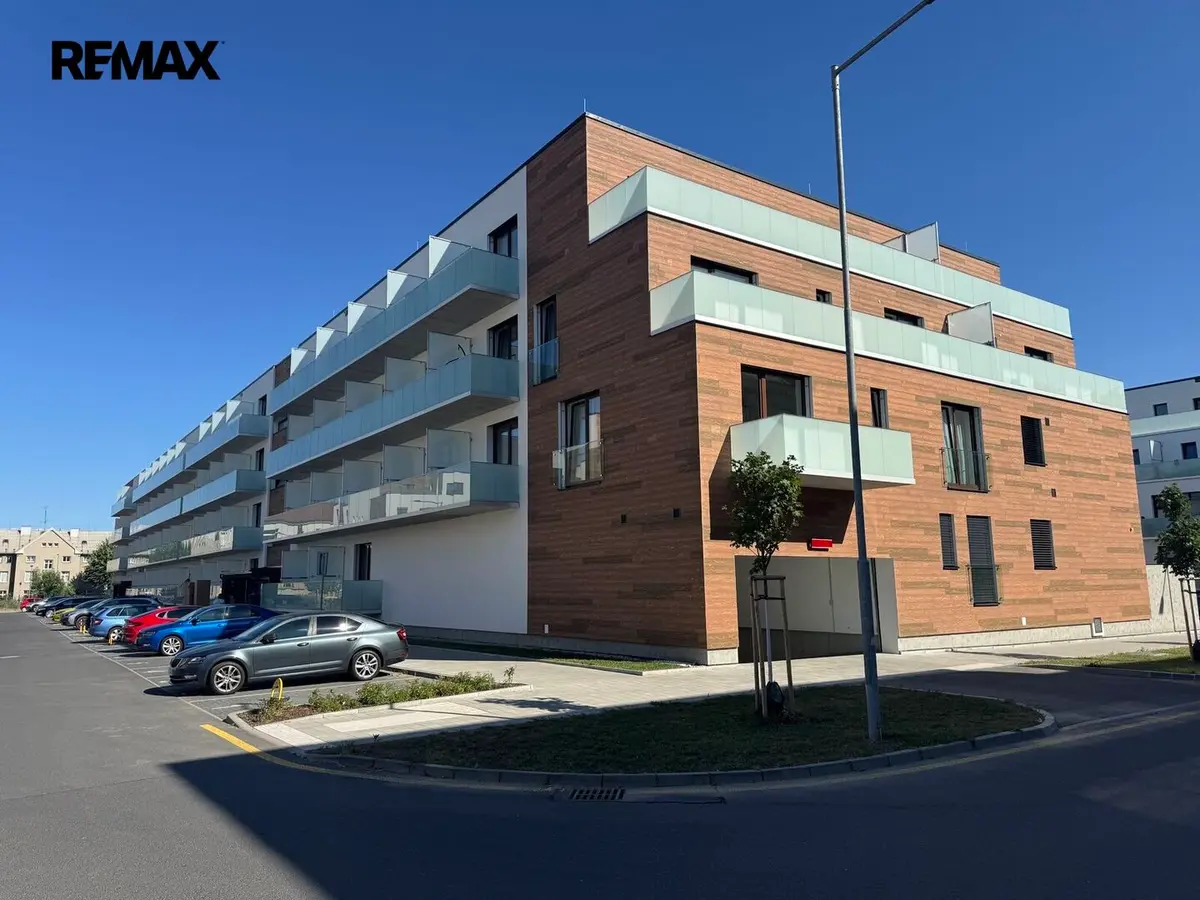 Pronájem bytu 1+kk 38 m², Třída Jiřího Pelikána · Olomouc-západ · Olomouc