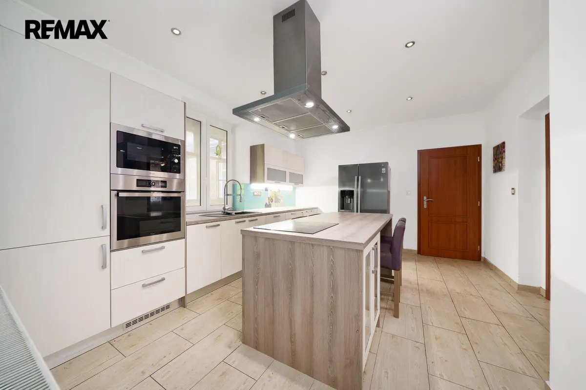 Prodej bytu 4+1 158 m², nám. Republiky · Horní Slavkov