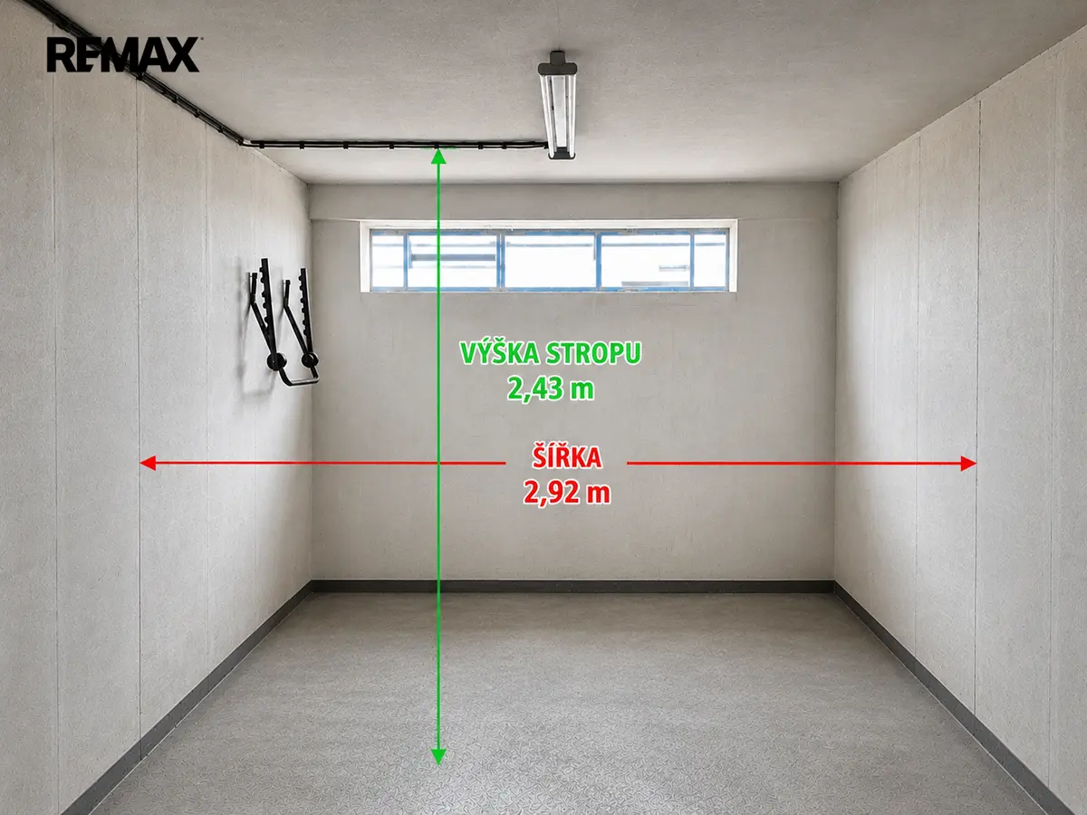 Prodej garáže 18 m², Holušická · Chodov
