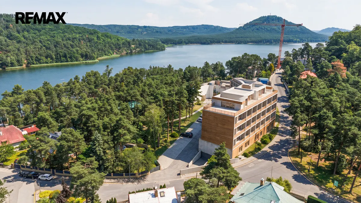 Prodej pozemku 3913 m², Doksy – část obce Doksy u Máchova jezera