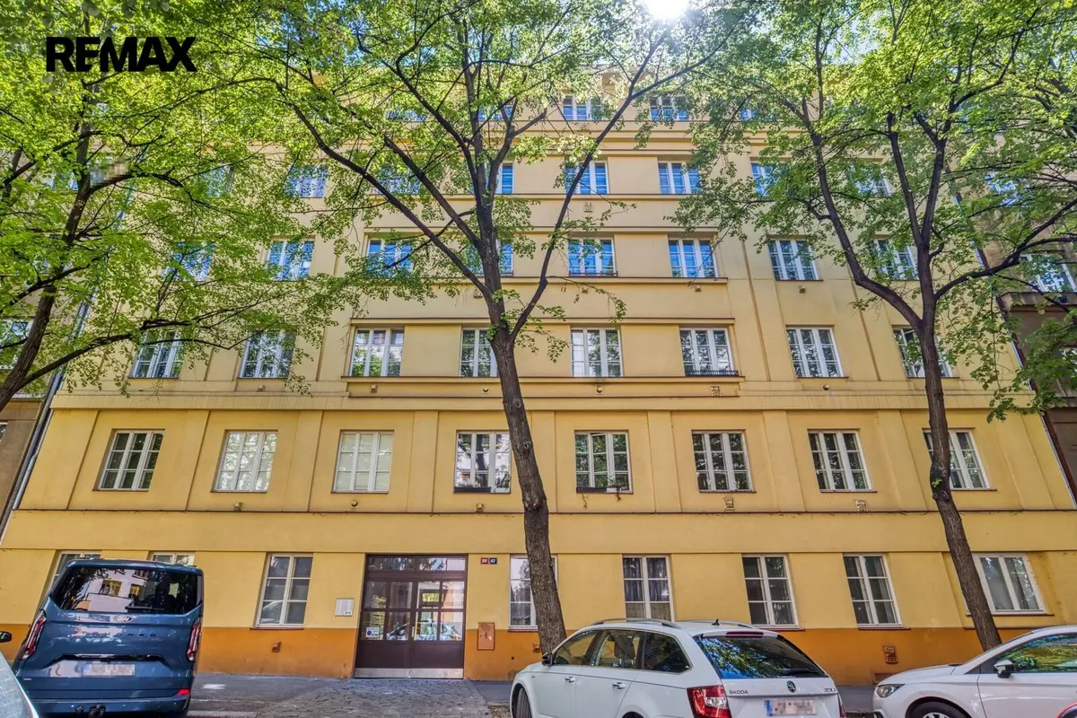 Prodej komerčního prostoru 57 m², Žerotínova · Žižkov