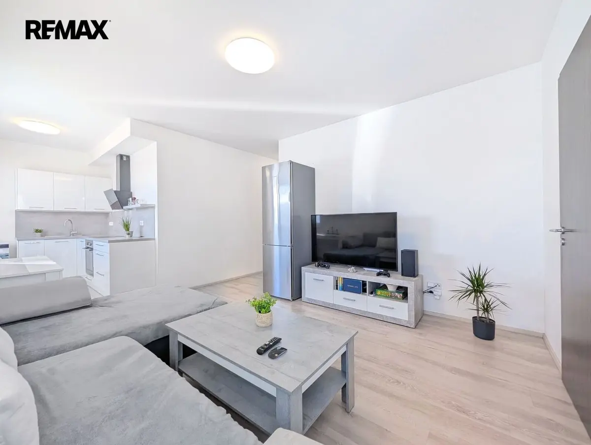 Pronájem bytu 2+kk 55 m², Hlubočepy