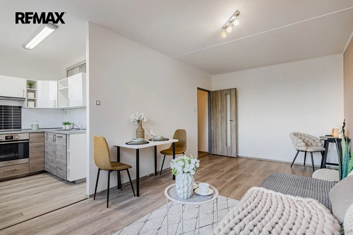 Prodej bytu 2+1 50 m², Francouzská · Kročehlavy · Kladno