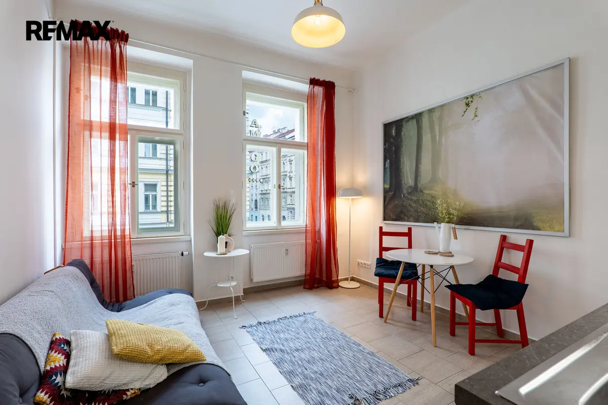 Pronájem bytu 2+kk 34 m², Wenzigova · Nové Město