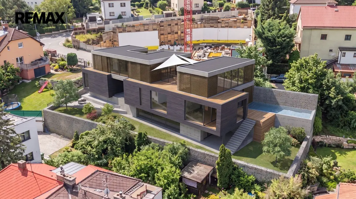 Prodej pozemku 653 m², Velká Chuchle