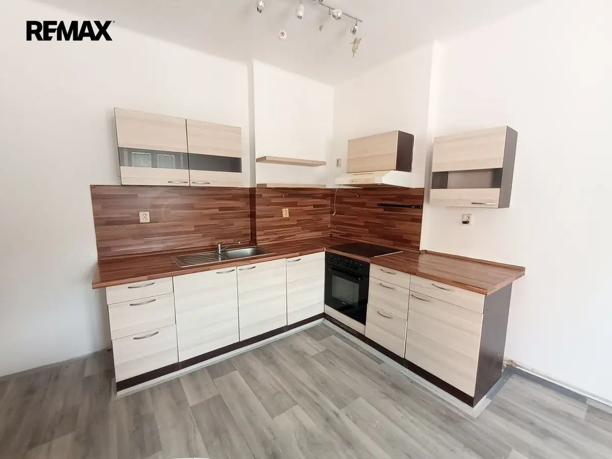 Pronájem bytu 2+1 81 m², Osvobození · Litoměřice