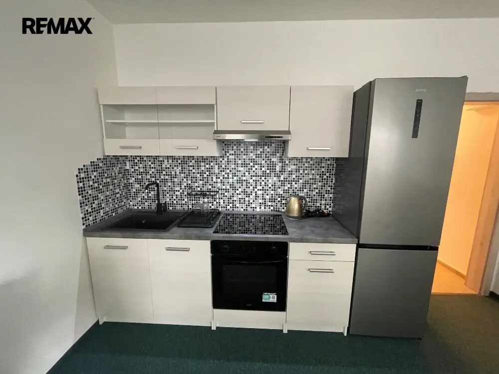 Pronájem bytu 1+kk 45 m², Křižíkova · Jihlava