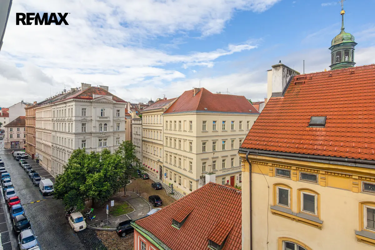 Pronájem bytu 2+kk 57 m², Pštrossova · Nové Město