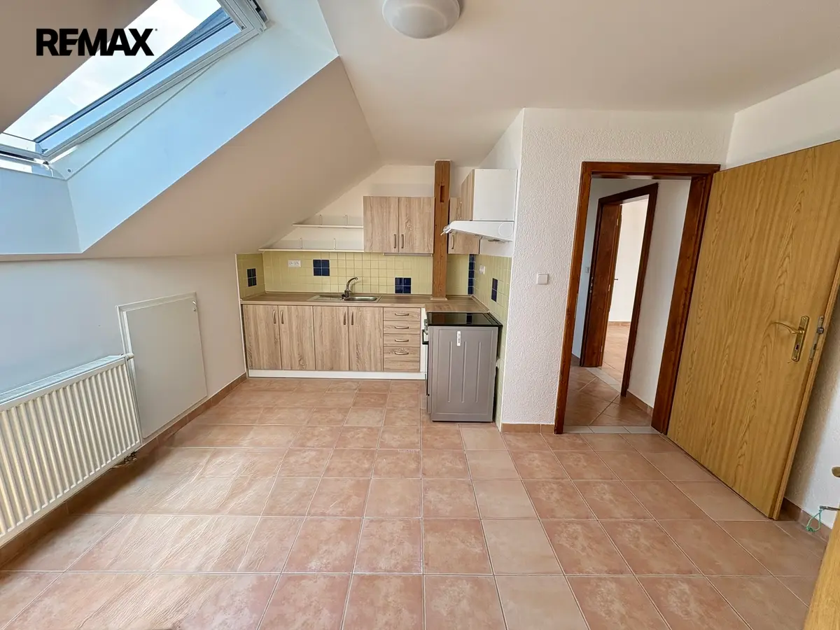 Pronájem bytu 3+kk 91 m², Prachatice – část obce Ostrov