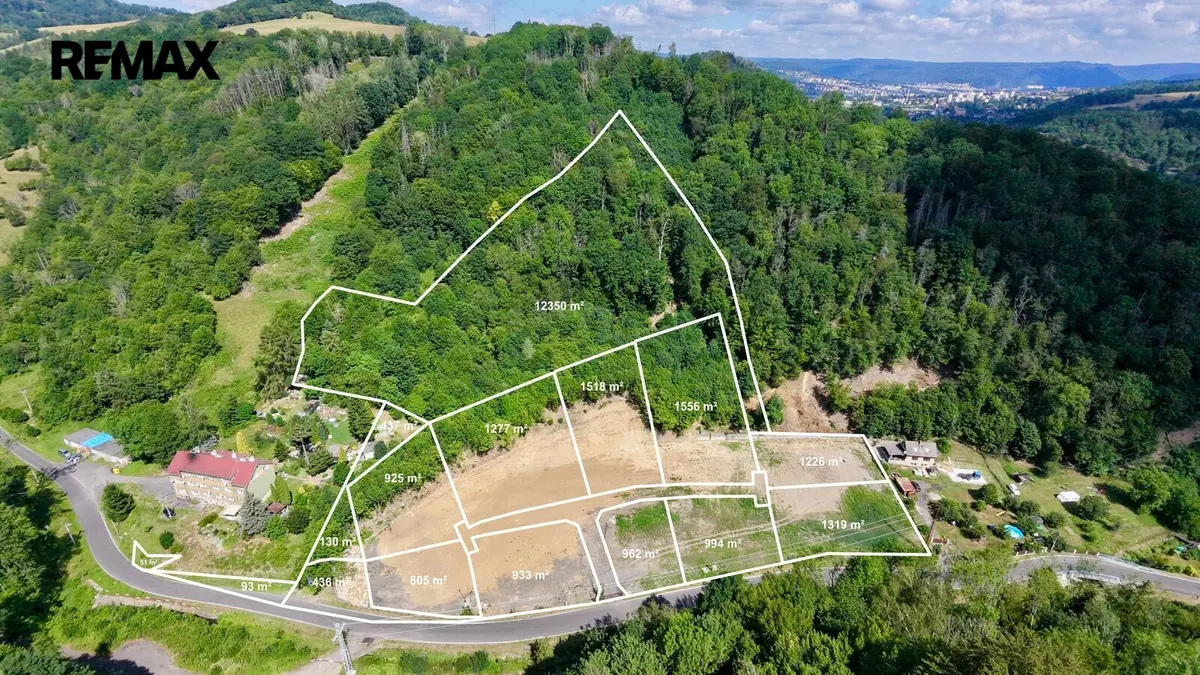 Prodej pozemku 26289 m², Dobkovice · okres Děčín
