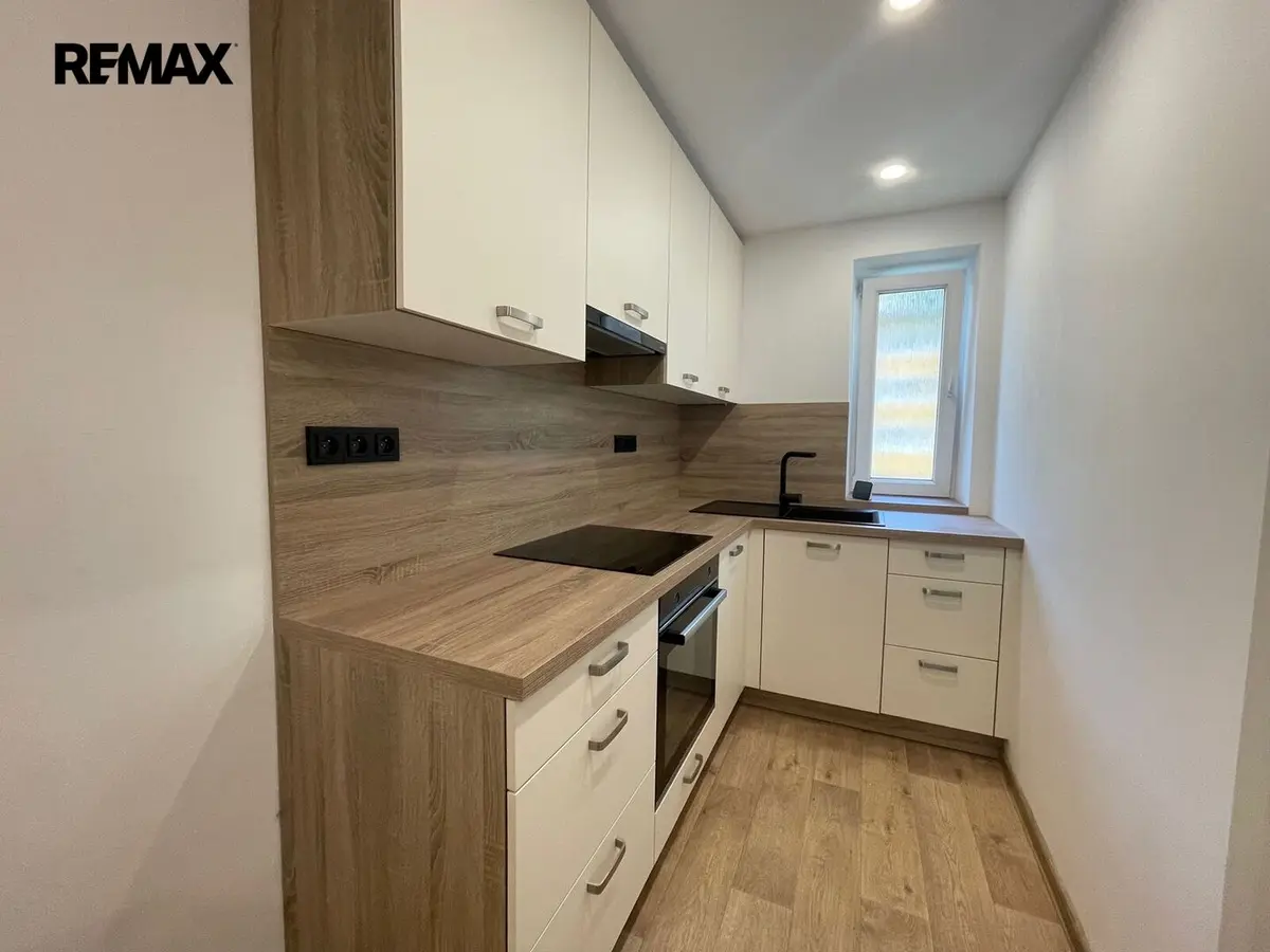 Pronájem bytu 3+1 59 m², Křičkova · Hodonín