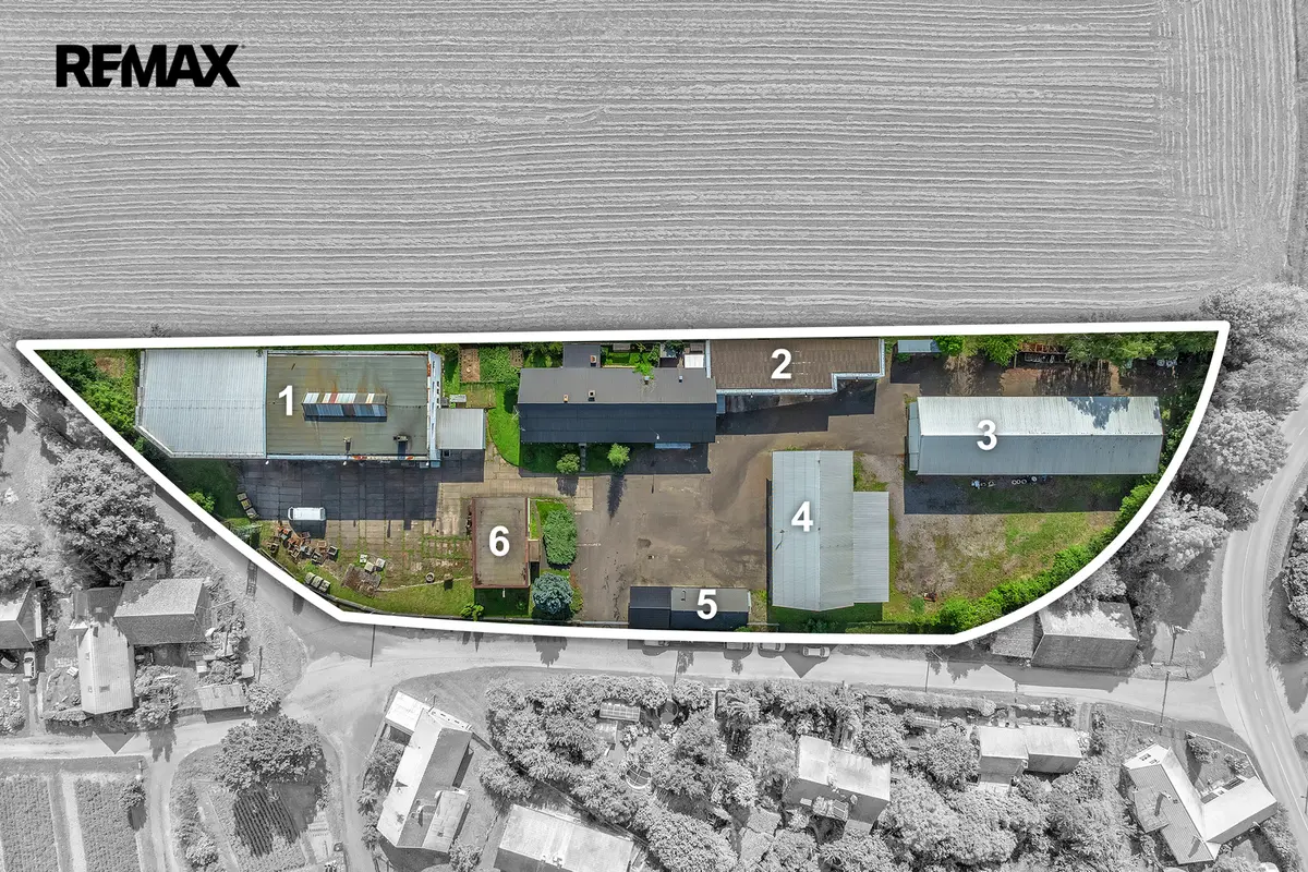 Pronájem komerčního prostoru 228 m², Studeňany · Radim