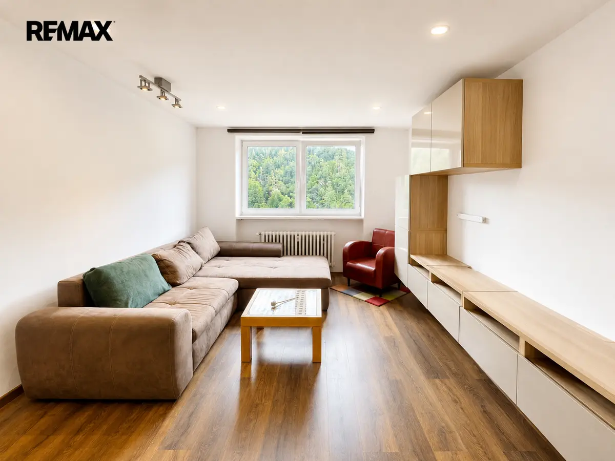 Pronájem bytu 2+1 51 m², Solenice