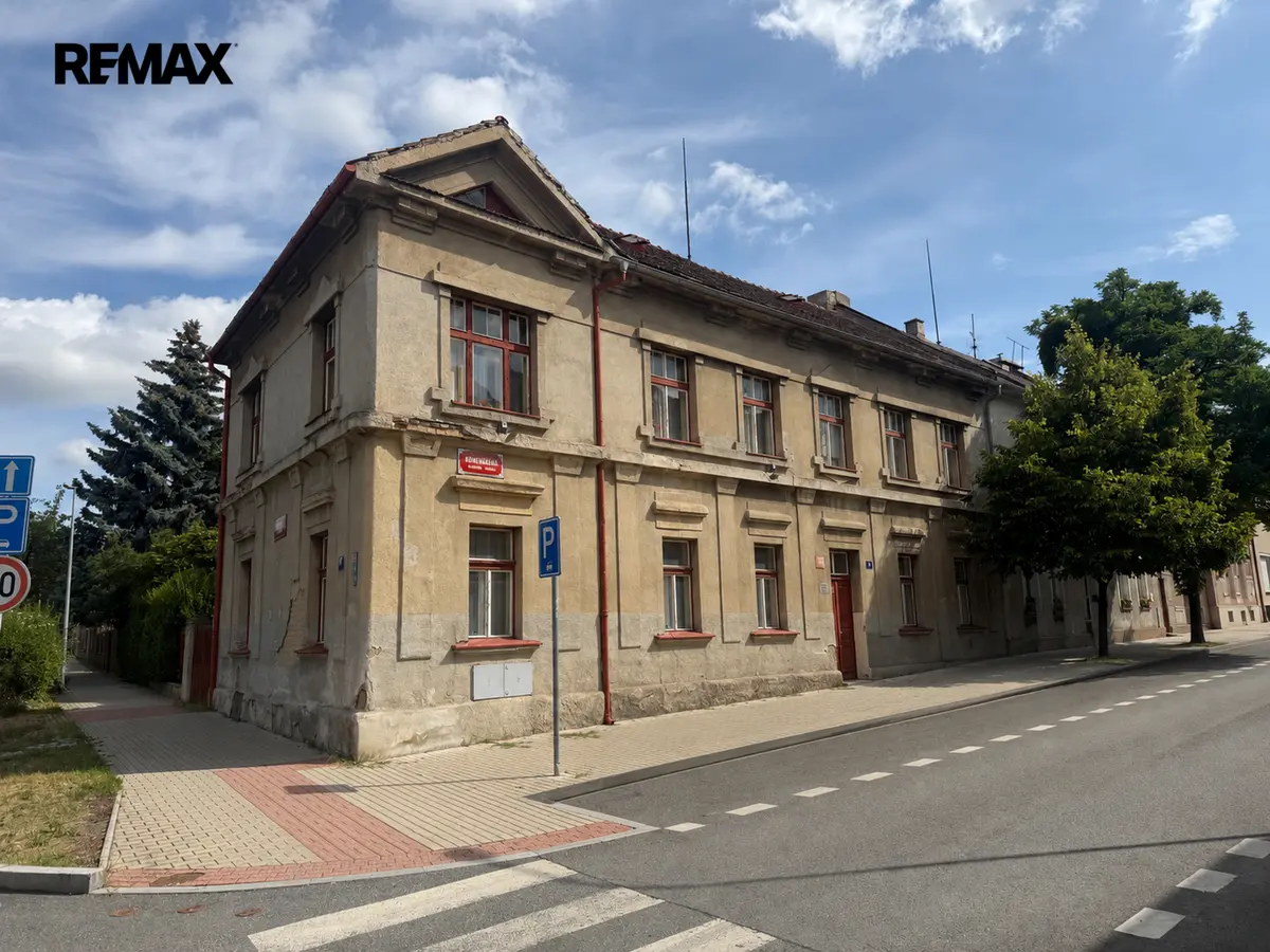 Prodej komerčního prostoru 395 m², Konzumní · Hloubětín