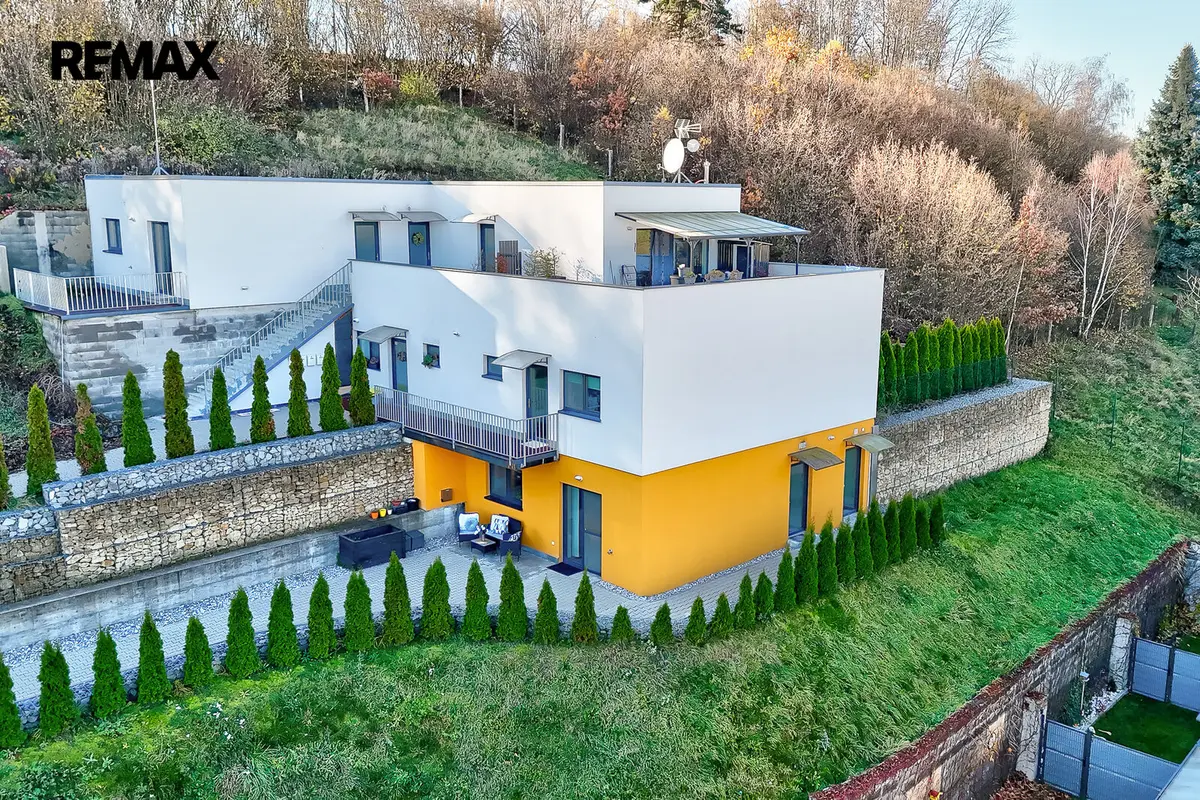 Pronájem bytu 2+kk 37 m², Mladoboleslavská · Bělá pod Bezdězem