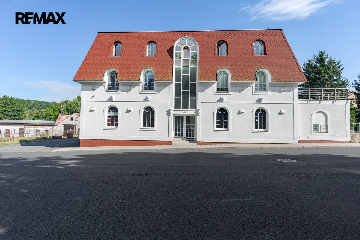 Prodej komerčního prostoru 450 m², Chudeřínská · Chudeřín u Litvínova · Litvínov