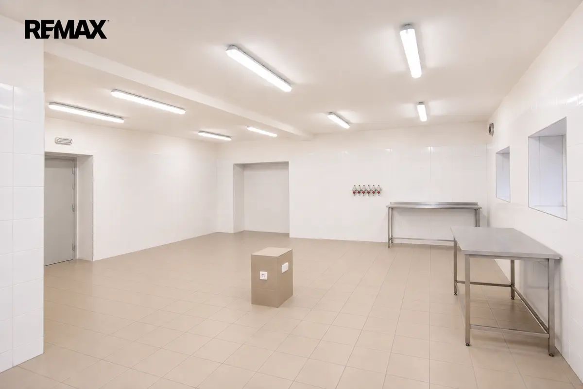 Pronájem komerčního prostoru 434 m², Sudoměřice u Tábora · okres Tábor