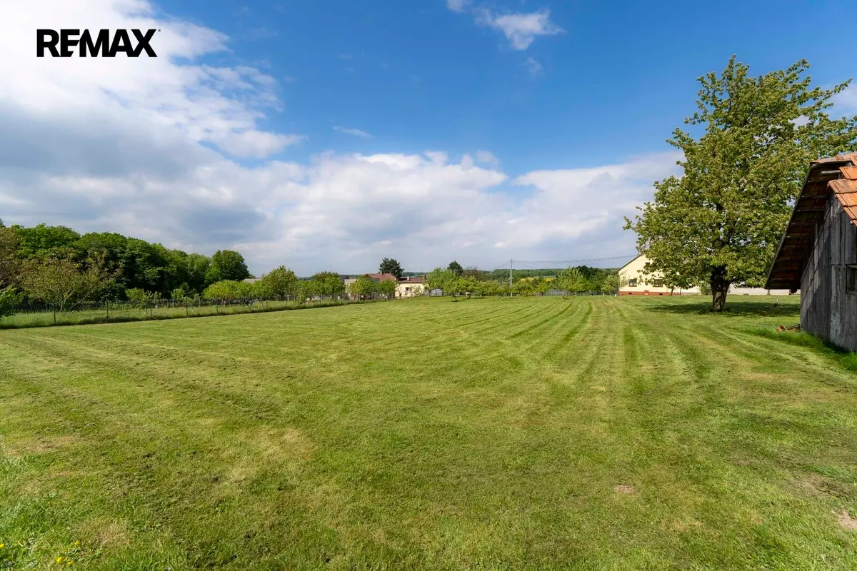 Prodej pozemku 2193 m², Stará Ves nad Ondřejnicí · okres Ostrava-město