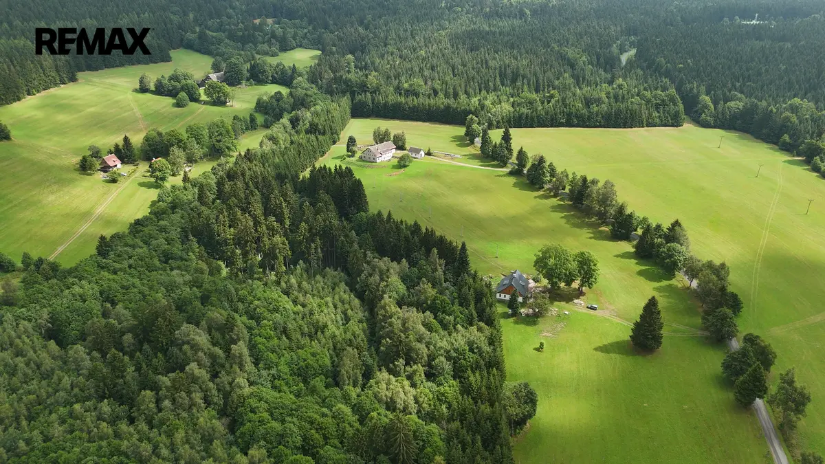 Prodej komerčního prostoru 750 m², náměstí T. G. Masaryka · Rokytnice v Orlických horách