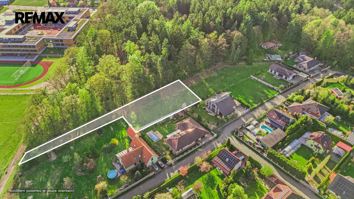 Prodej pozemku 2112 m², Na Mezích · Louňovice