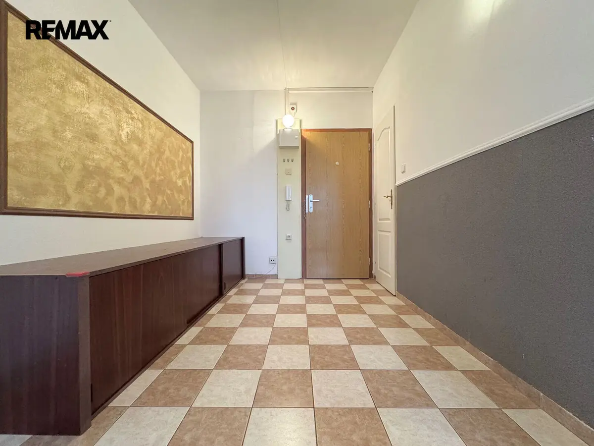 Pronájem bytu 3+1 63 m², Kpt. Nálepky · Louny