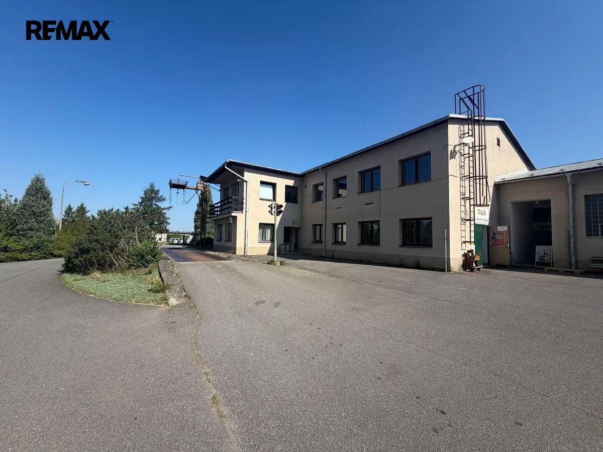 Pronájem komerčního prostoru 200 m², Průmyslová · Bystřice nad Pernštejnem