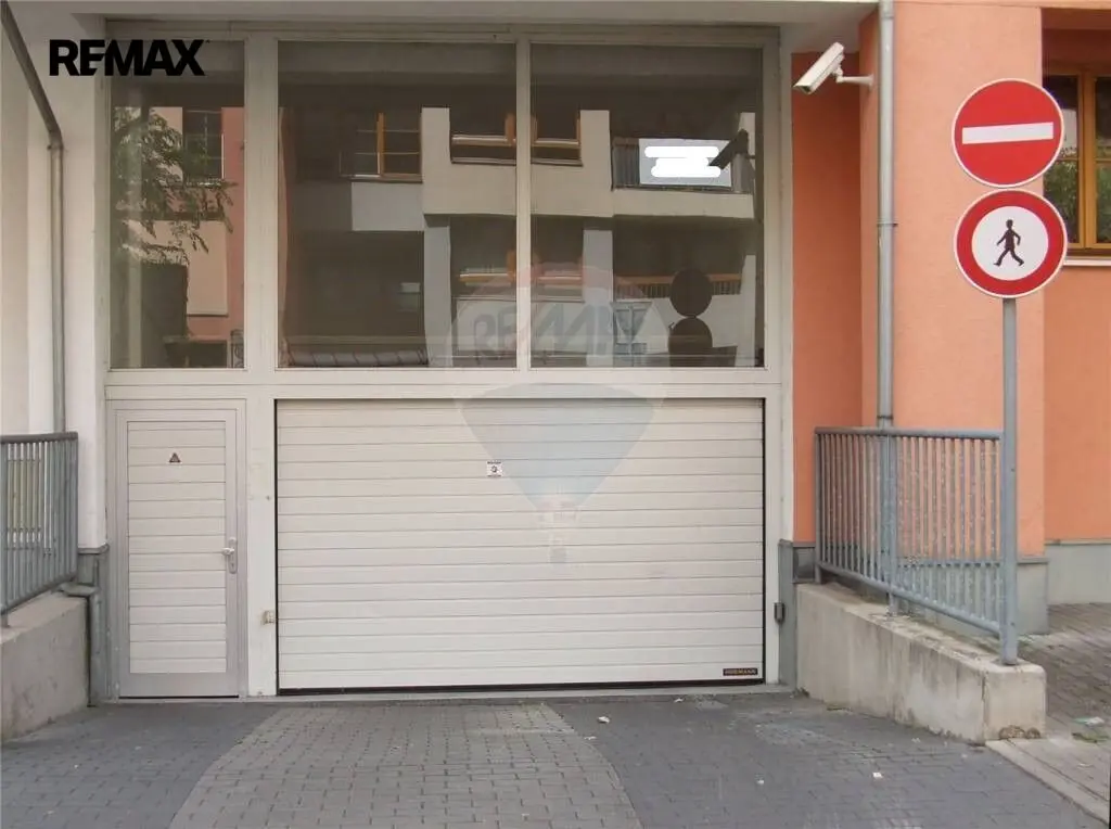 Pronájem komerčního prostoru 32 m², Tomkova · Smíchov