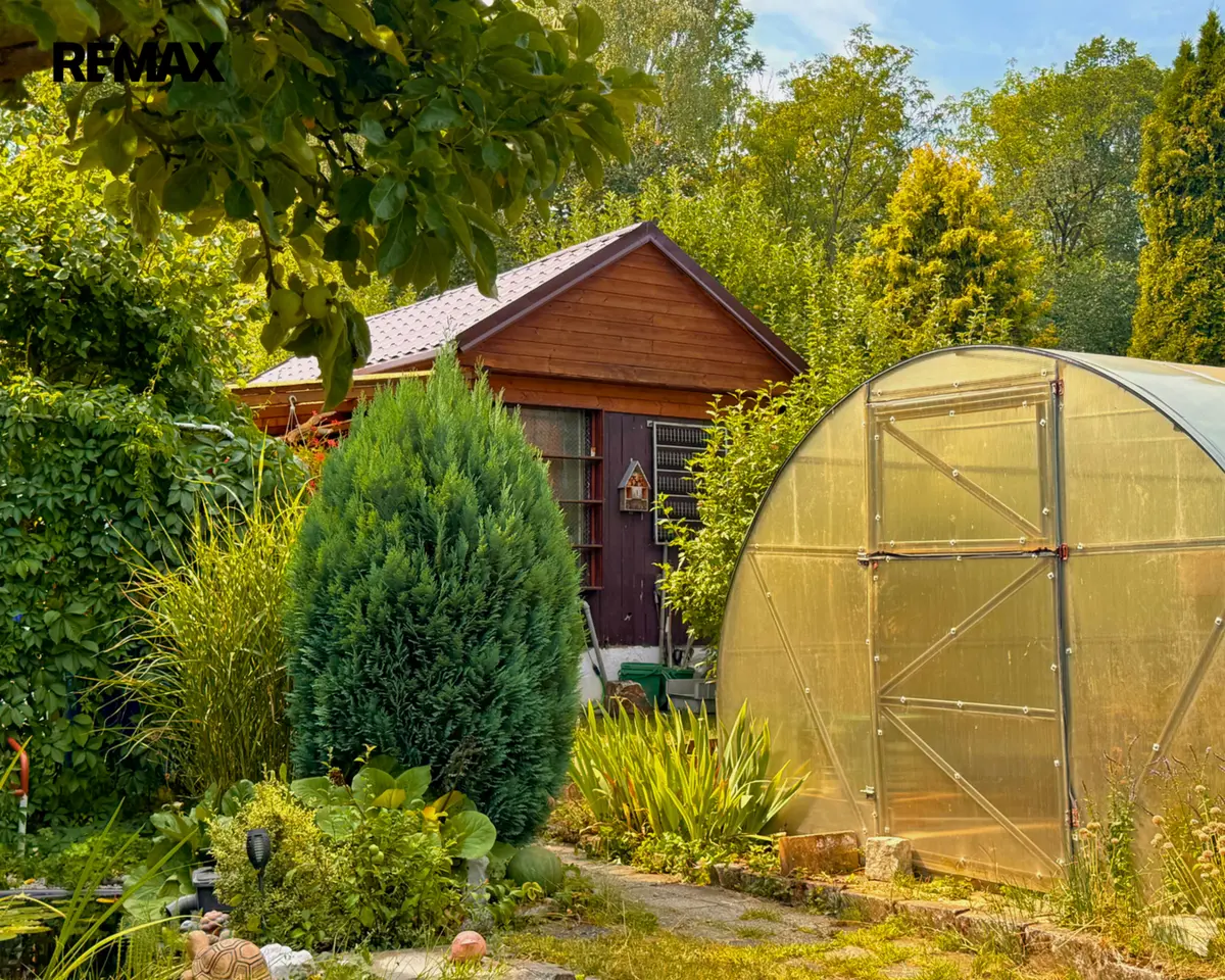 Prodej pozemku 358 m², Teplice · okres Teplice