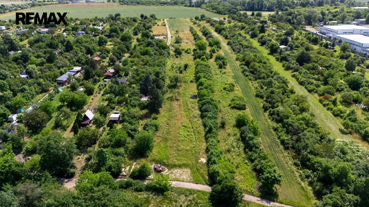 Prodej pozemku 7127 m², Brněnské Ivanovice · Brno