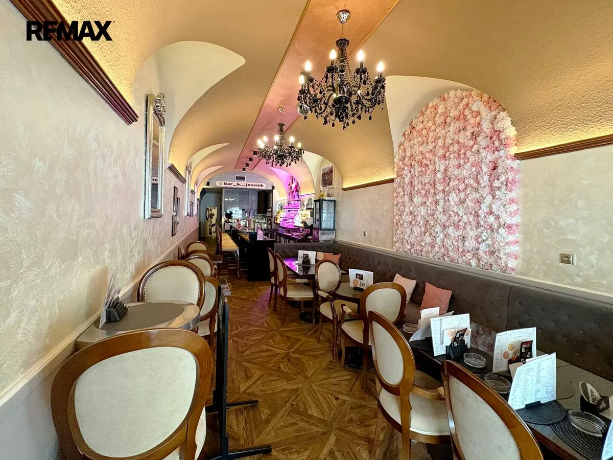 Pronájem komerčního prostoru 81 m², Masarykovo nám. · Jeseník