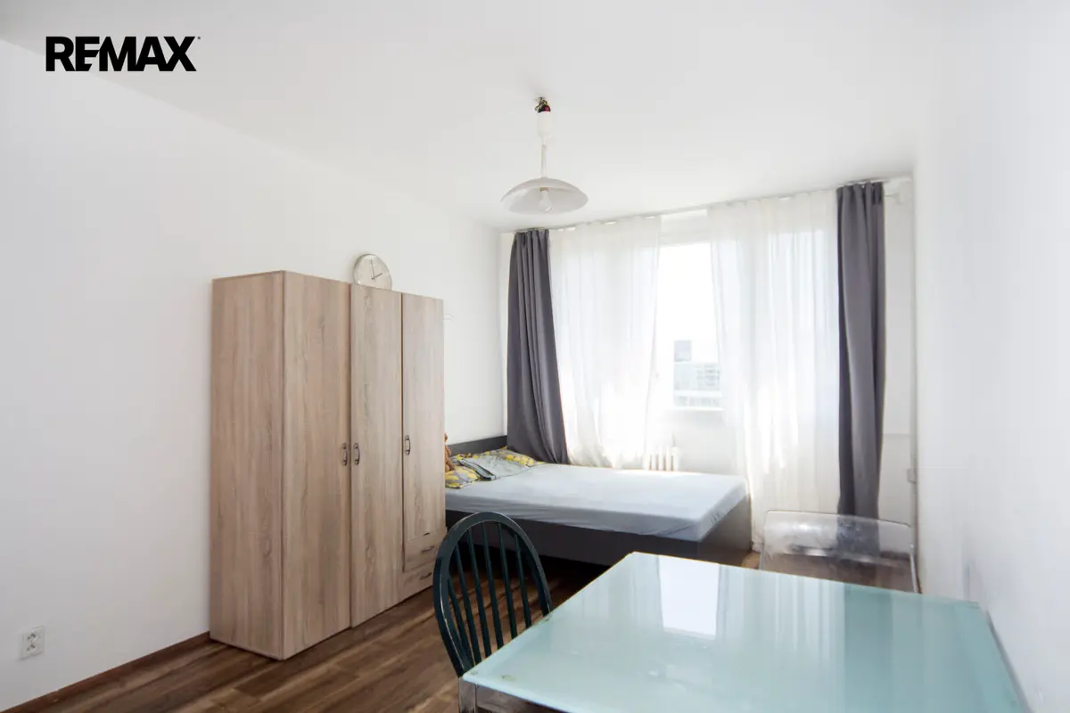 Pronájem bytu 2+kk 40 m², Plamínkové · Nusle