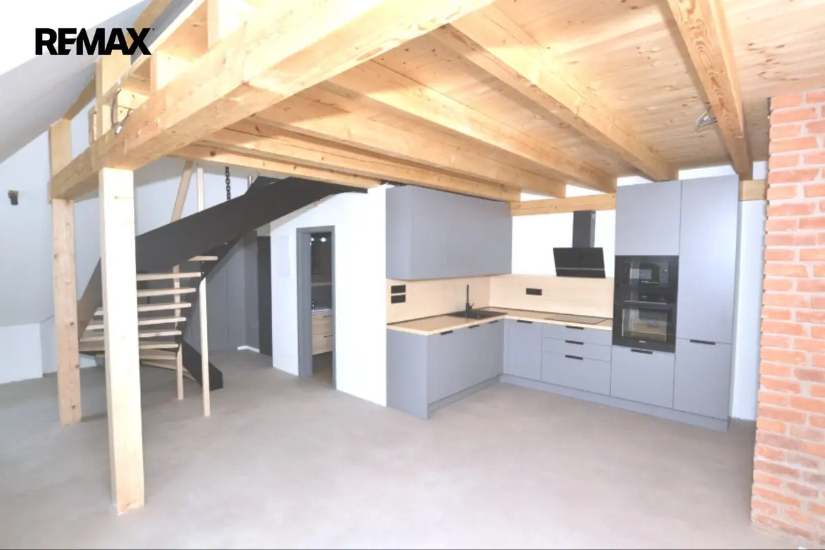 Pronájem bytu 2+kk 73 m², Slovanská · Plzeň