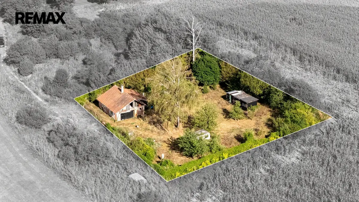 Prodej pozemku 1795 m², Hradčanská · Tišnov