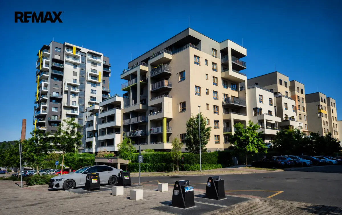 Prodej bytu 3+kk 90 m², Zlochova · Modřany