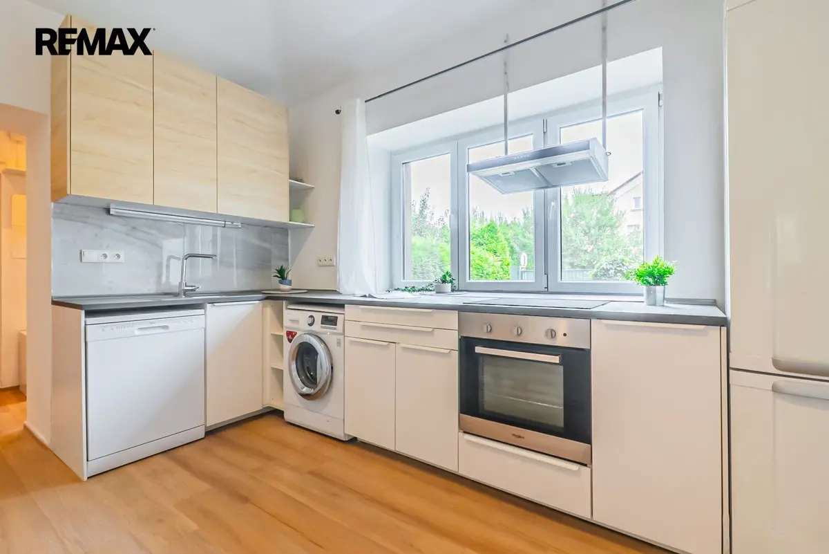 Prodej bytu 2+kk 44 m², Čsl. armády · Hostivice