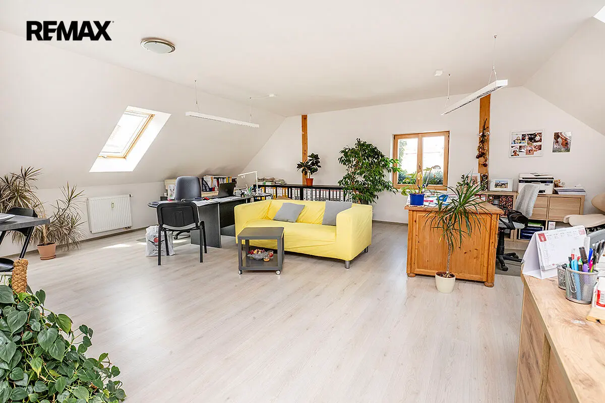 Pronájem komerčního prostoru 75 m², Chelčického · Písek