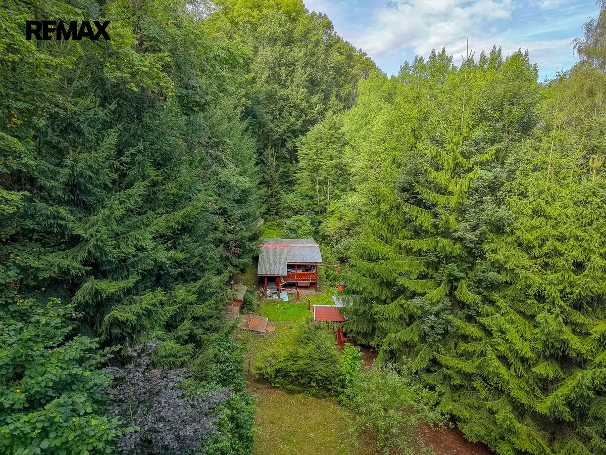 Prodej pozemku 1398 m², Benešov nad Ploučnicí · okres Děčín