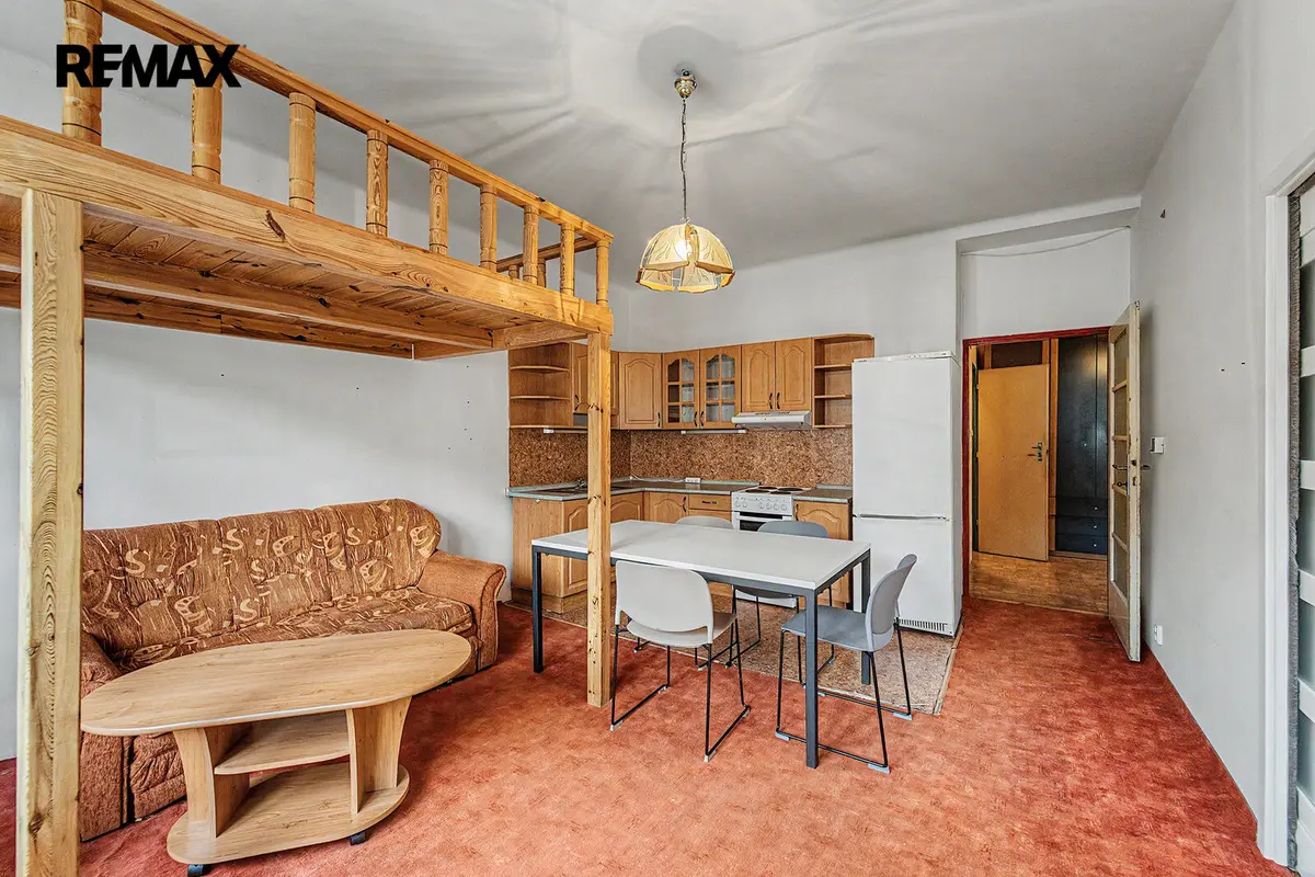Prodej bytu 2+kk 48 m², Podbabská · Bubeneč