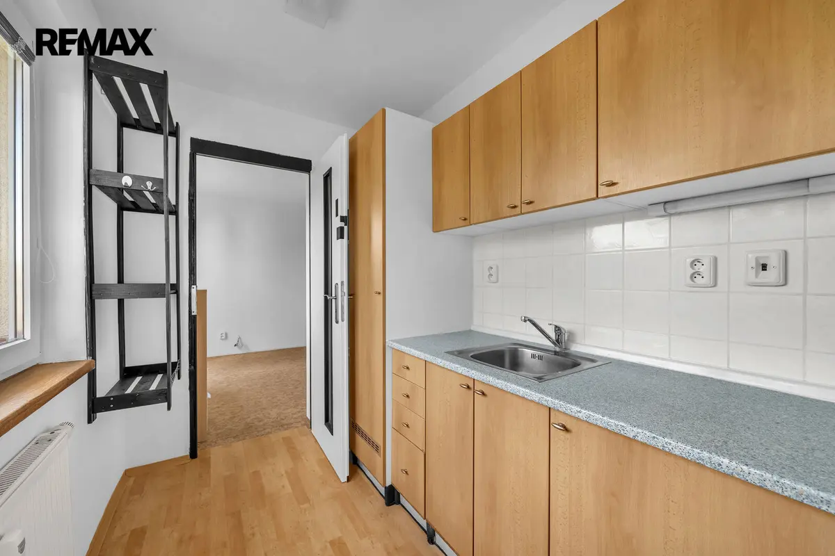 Pronájem bytu 1+1 29 m², Braniborská · Benátecká Vrutice · Milovice