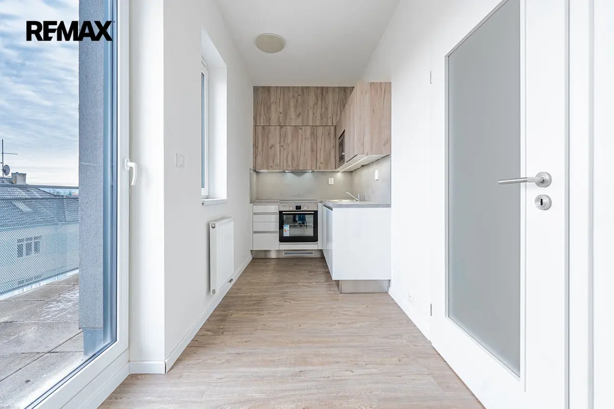 Pronájem bytu 1+kk 40 m², K. Šafáře · Územní skupina 2 · České Budějovice