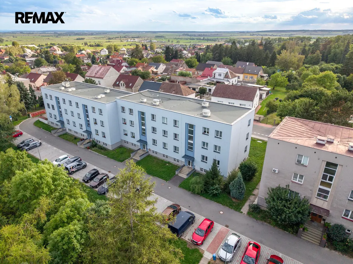 Prodej bytu 3+kk 69 m², Husova ulice · Dobrovice