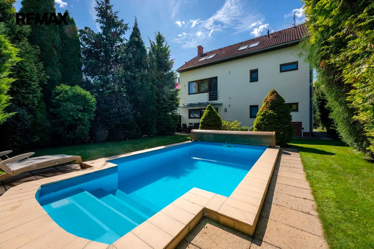 Prodej domu 255 m², Žebětín · Brno