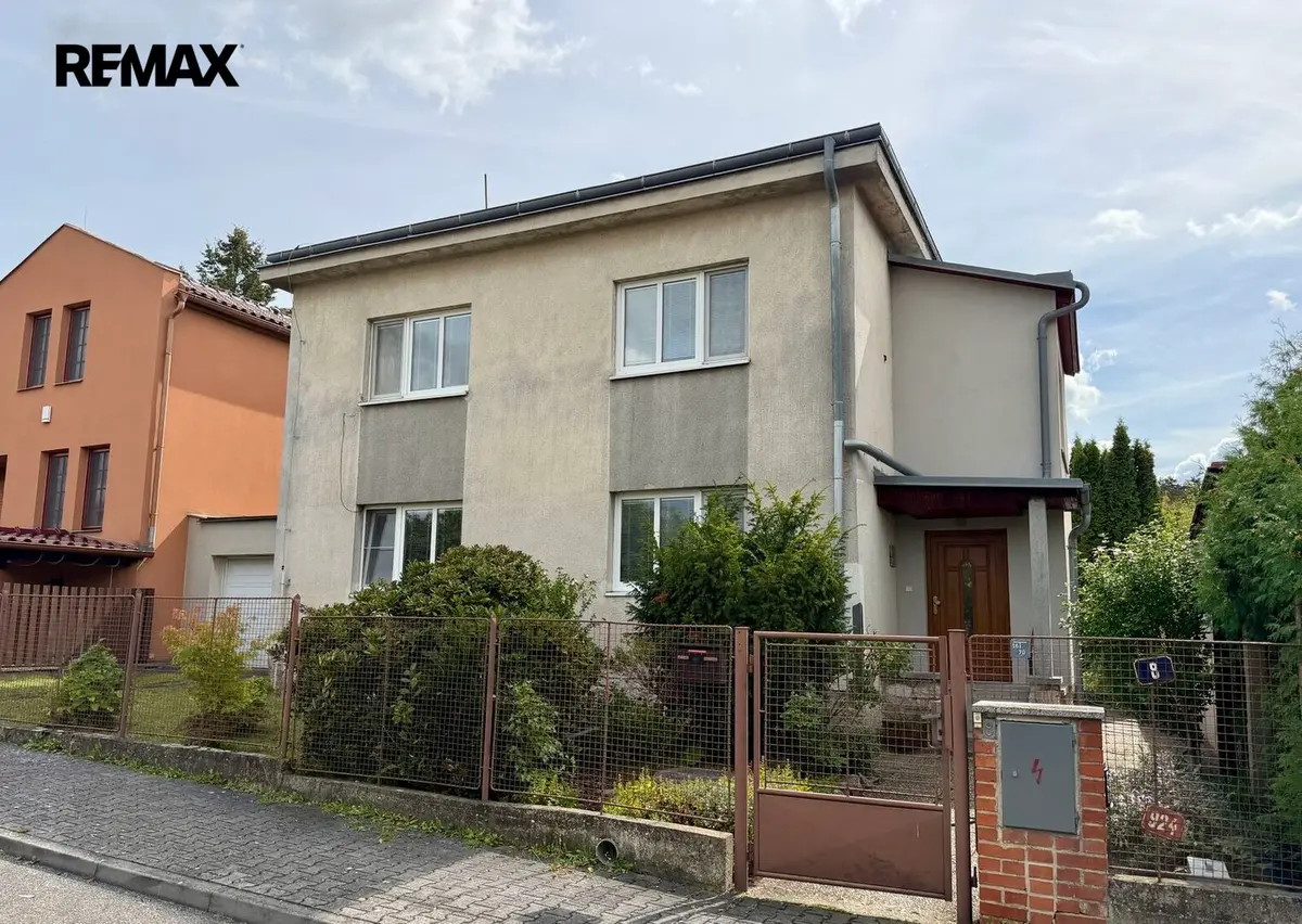 Prodej domu 258 m², K lipinám · Modřany