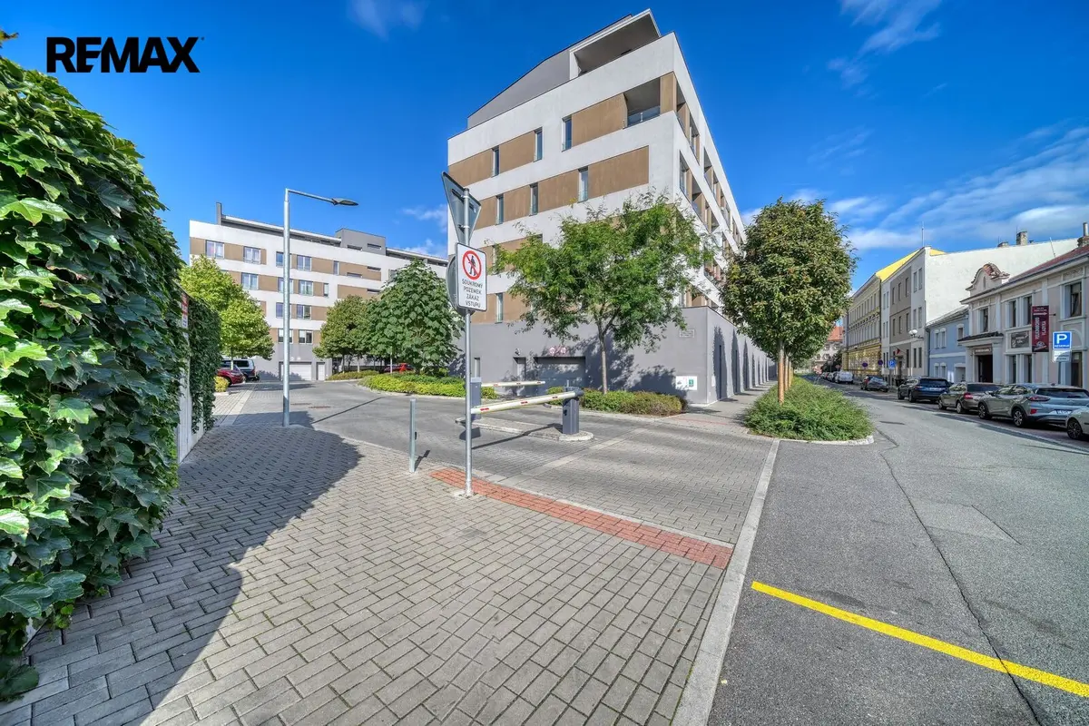 Pronájem bytu 1+kk 31 m², Václavská · Kolín